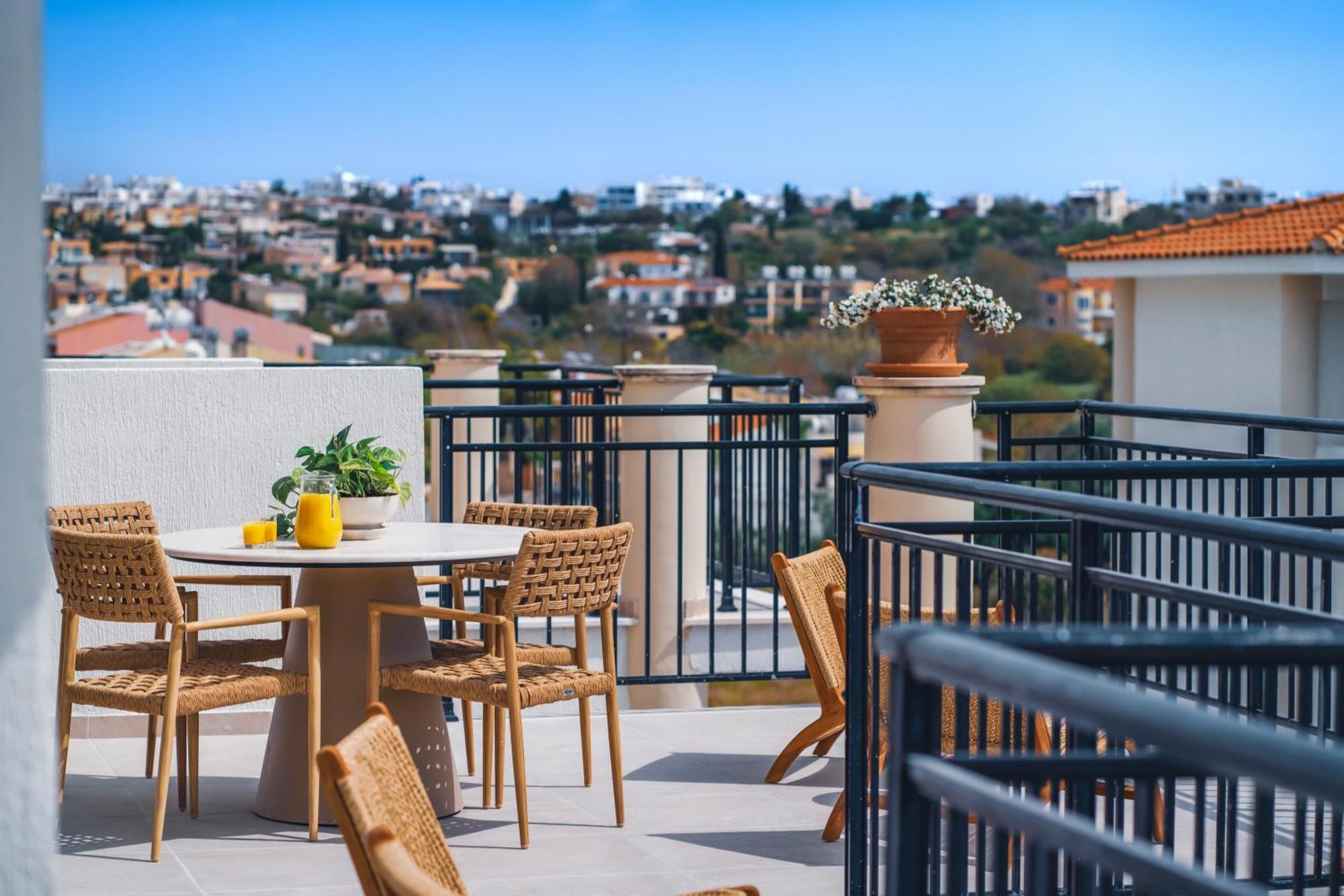 Wellclub - Wellness Family Experience - Seaview Hotel Paphos Luaran gambar