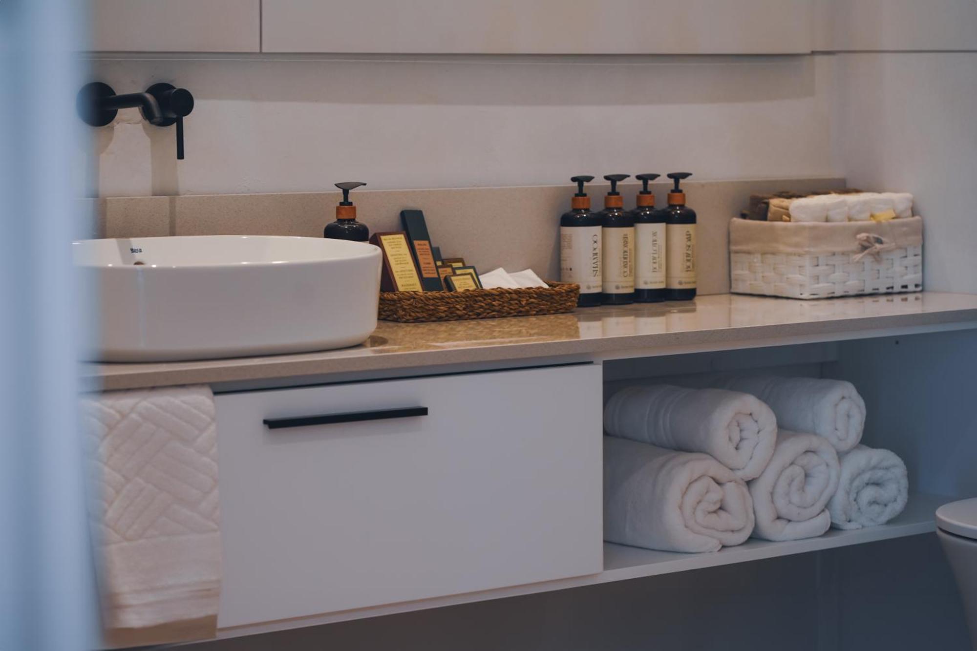 Wellclub - Wellness Family Experience - Seaview Hotel Paphos Luaran gambar