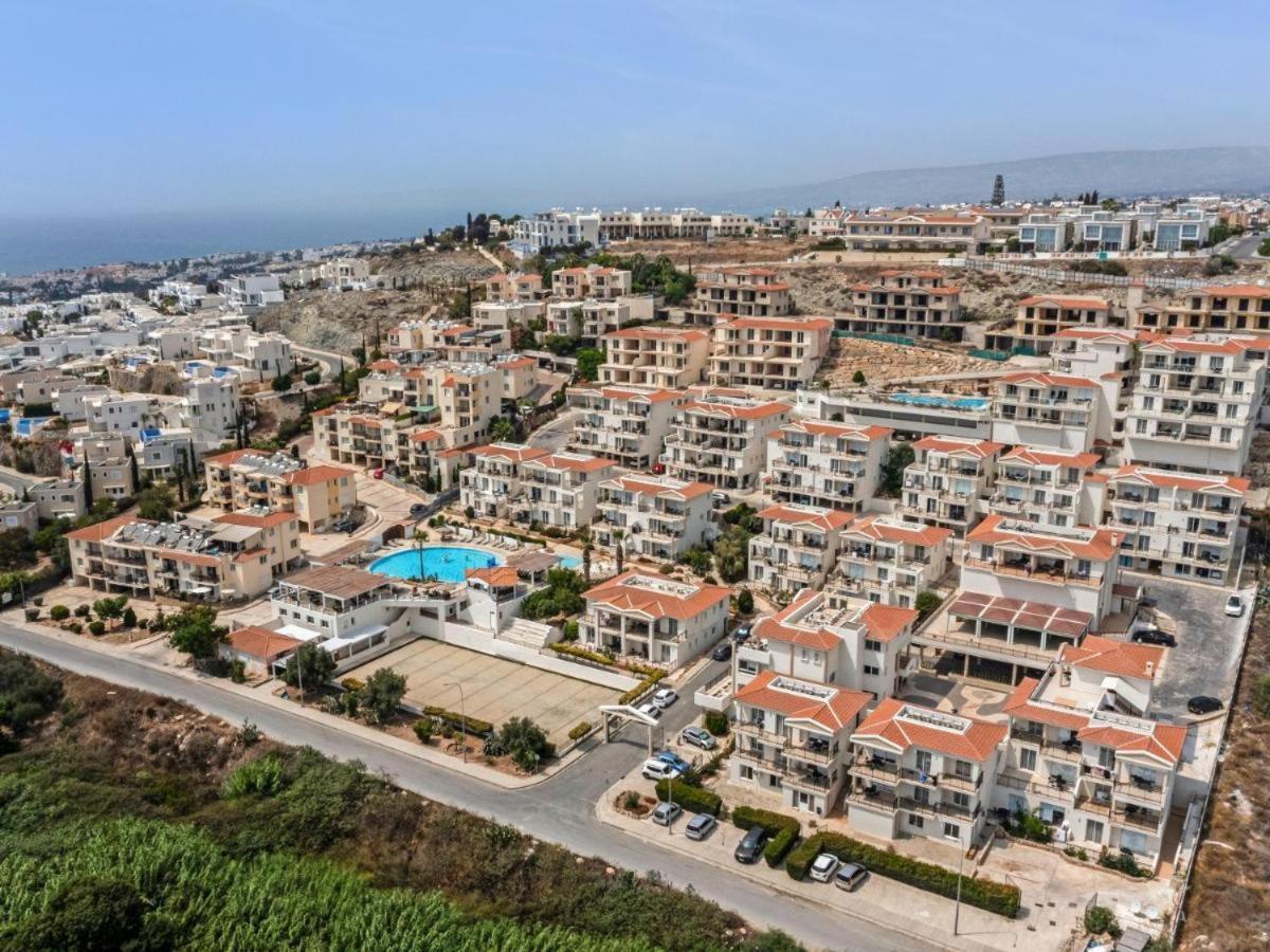 Wellclub - Wellness Family Experience - Seaview Hotel Paphos Luaran gambar