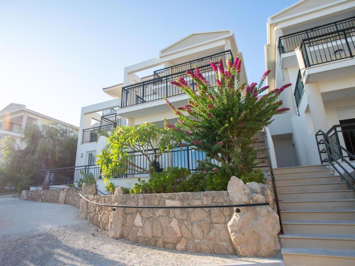 Wellclub - Wellness Family Experience - Seaview Hotel Paphos Luaran gambar
