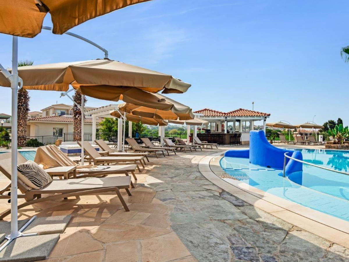 Wellclub - Wellness Family Experience - Seaview Hotel Paphos Luaran gambar
