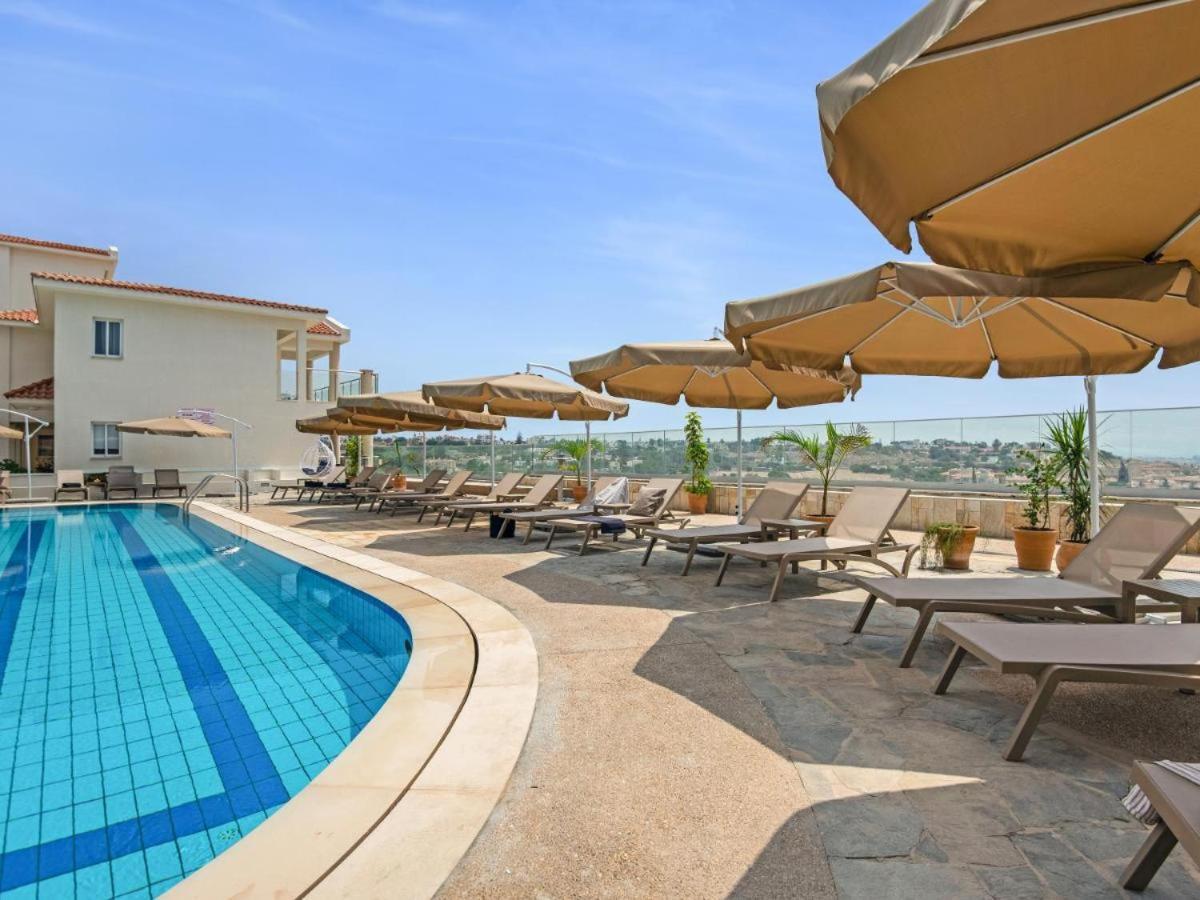 Wellclub - Wellness Family Experience - Seaview Hotel Paphos Luaran gambar